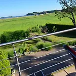Reet-maisonete-hausteil-sonnenkamp * Groß Zicker