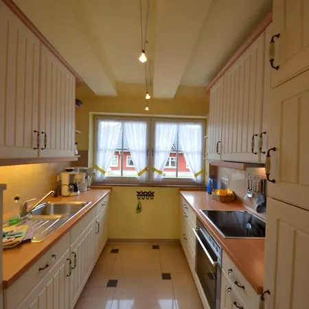 Reet-maisonete-hausteil-sonnenkamp * Groß Zicker